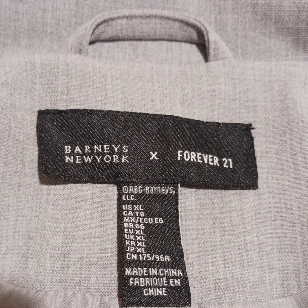 Barneys NY x Forever 21 Slouchy Blazer - Picture 7 of 11